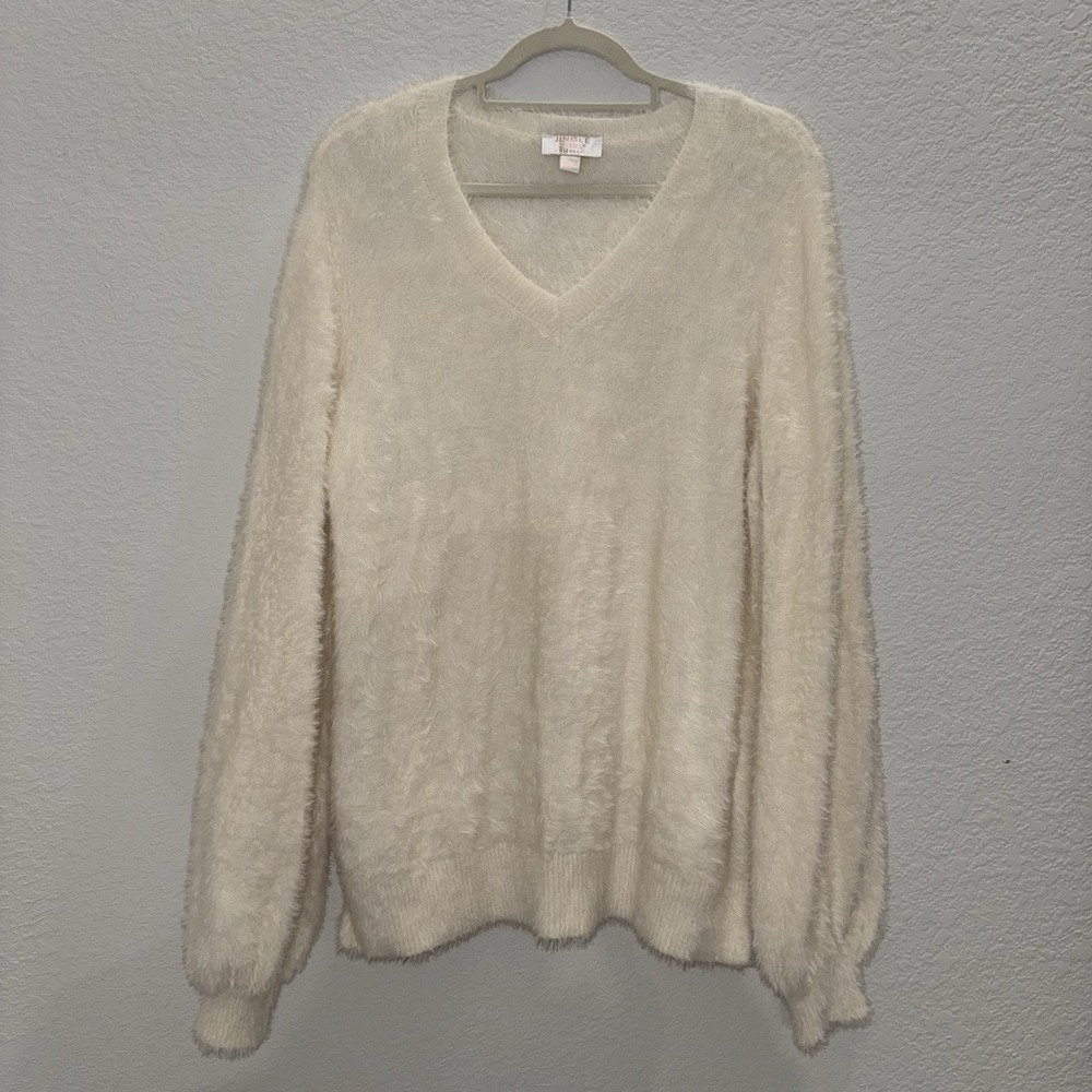 Jingle Belles Fuzzy Soft Cream V Neck Sweater Bishop Sleeve Women S(Fits M) Cozy